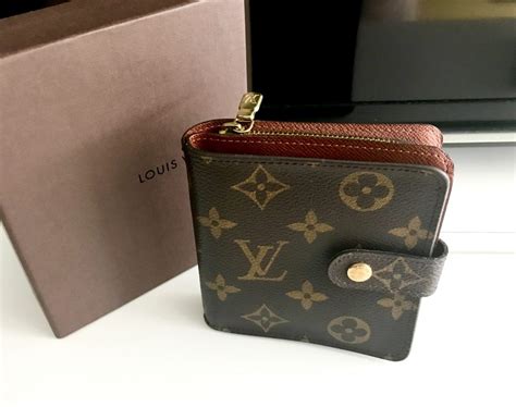 louis vuitton small compact wallet